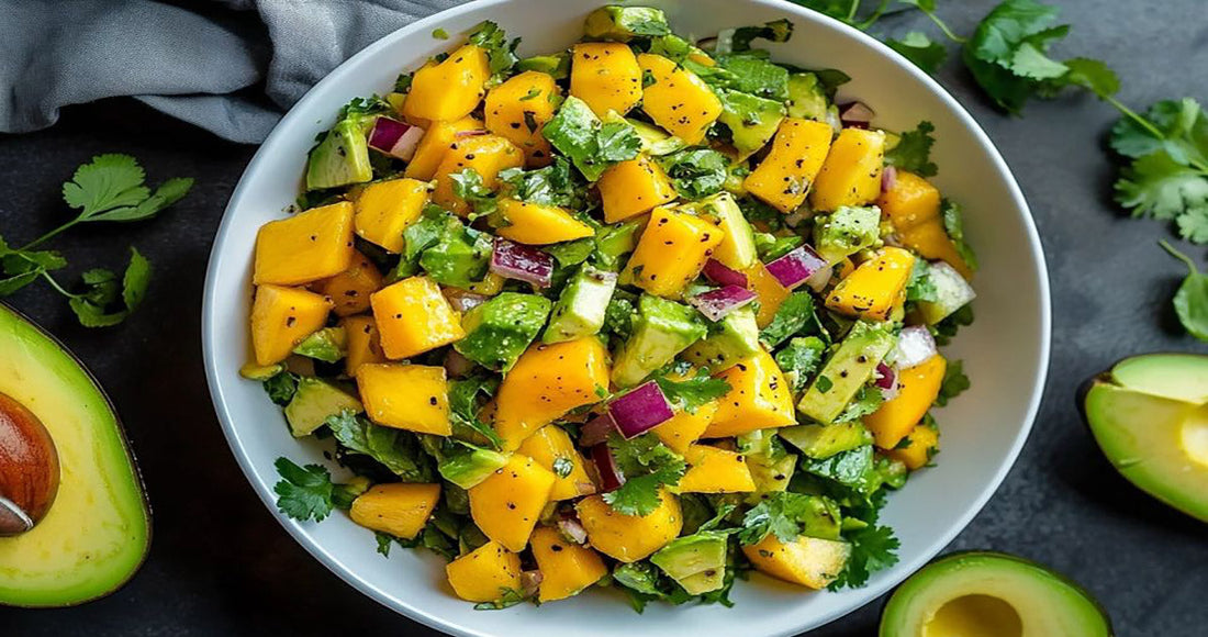 Ensalada fresca de aguacate y mango fácil y saludable