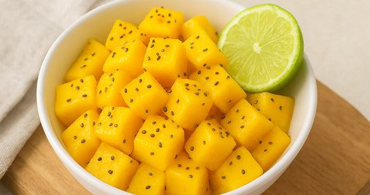 Snack fácil y rápido: cubitos de mango con limón y chía