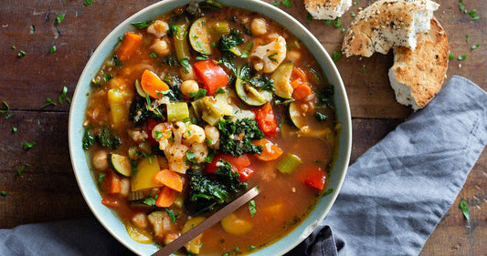 Deliciosa Sopa de Verduras y Garbanzos